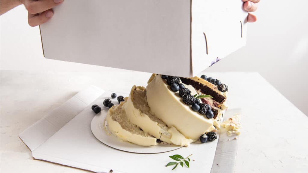 5 เหตุผลทำไมต้องเลือกแพ็กเกจให้เหมาะสมกับการขนส่งเบเกอรี่