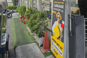 ฝากกระเป๋าอารีย์